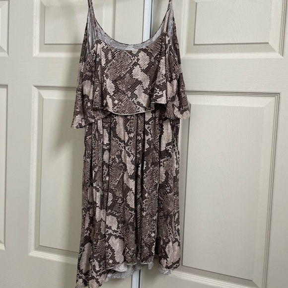 H&M Snakeskin Pattern Tiered Dress - L - Picture 3 of 4